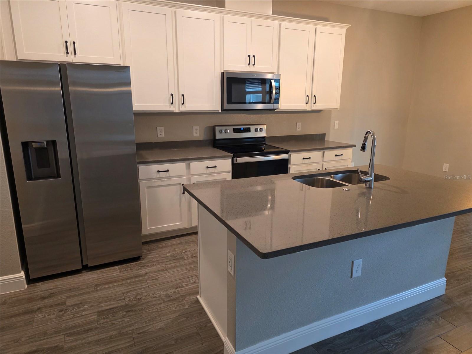 Image 10 of 44 For 2372 Shadowland Loop