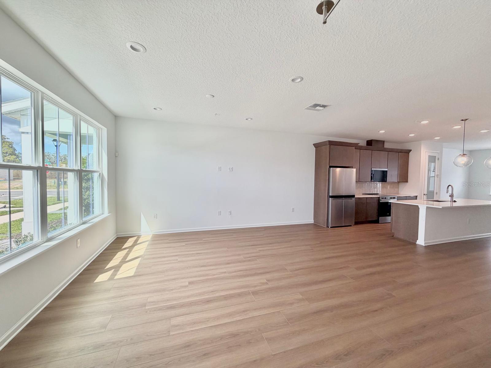 Image 10 of 34 For 1887 Pinecliff Drive