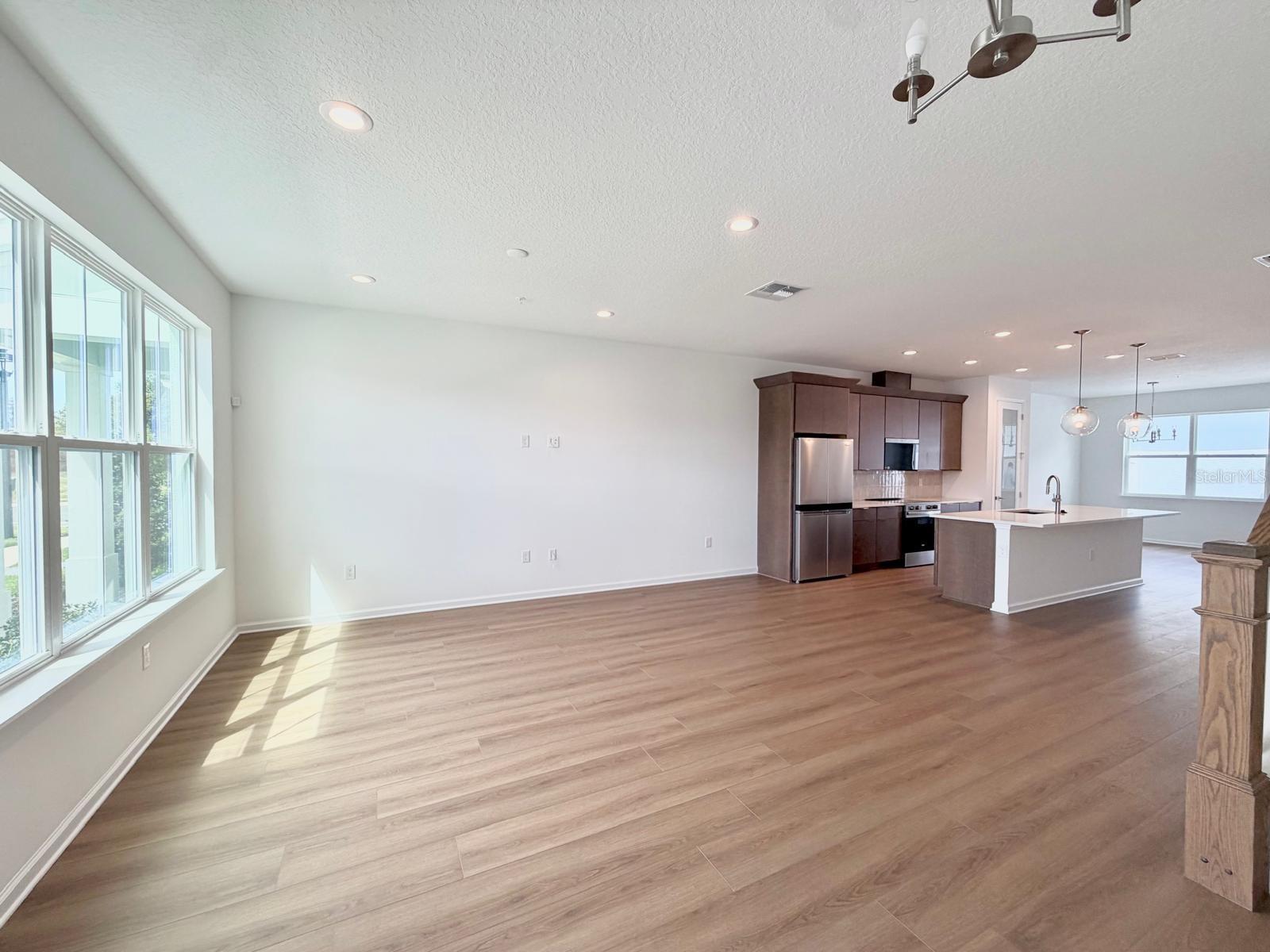 Image 13 of 34 For 1887 Pinecliff Drive