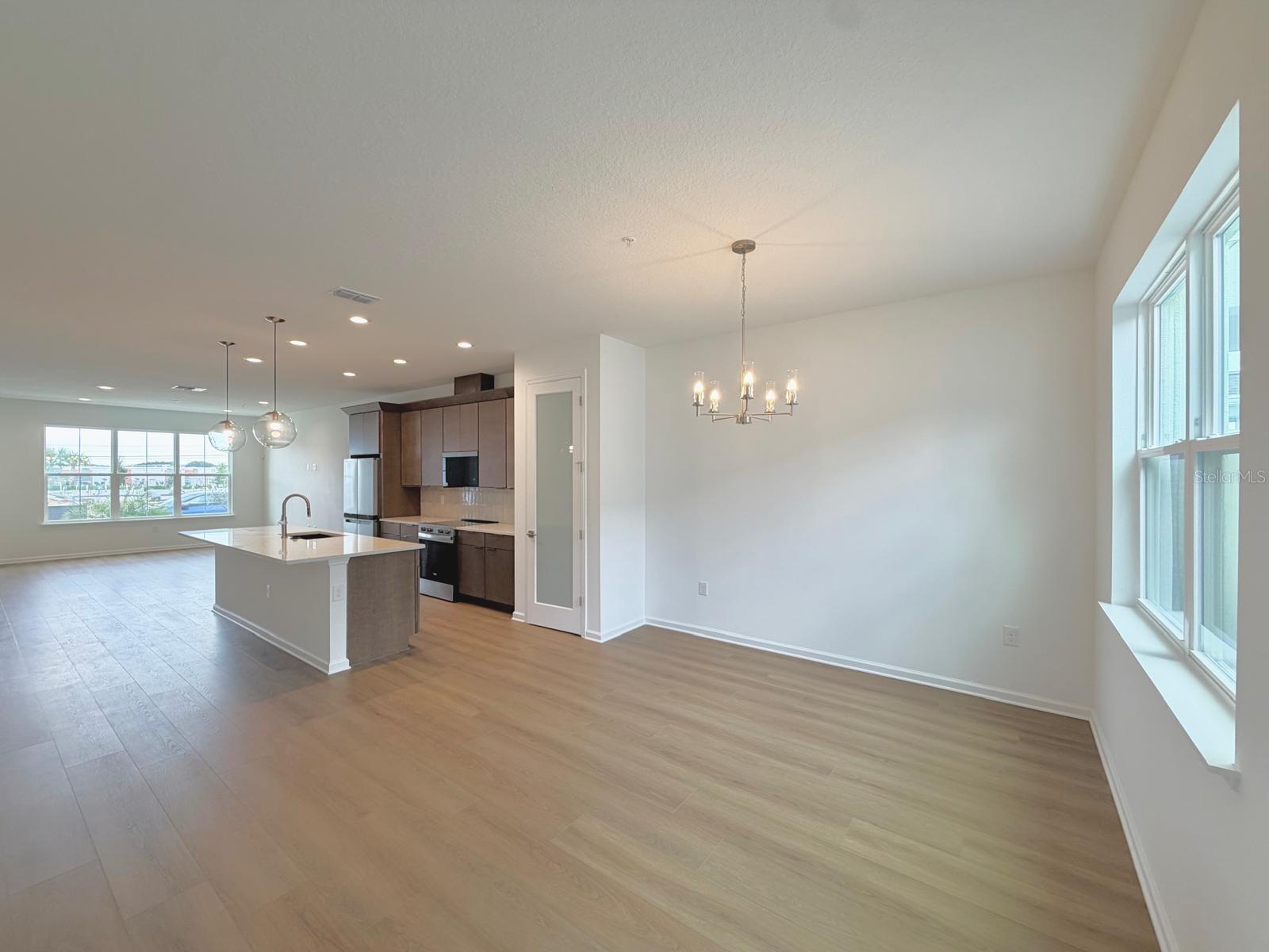 Image 14 of 34 For 1887 Pinecliff Drive