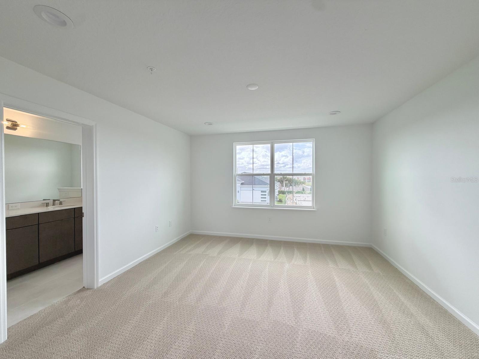 Image 29 of 34 For 1887 Pinecliff Drive