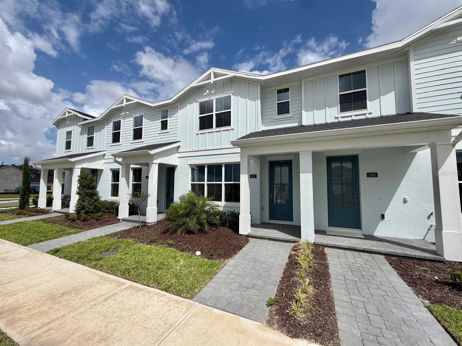 Image 3 of 34 For 1887 Pinecliff Drive