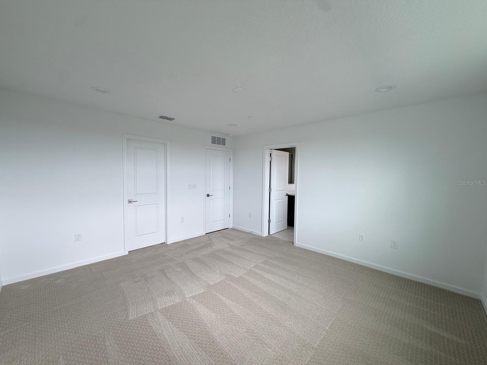 Image 30 of 34 For 1887 Pinecliff Drive