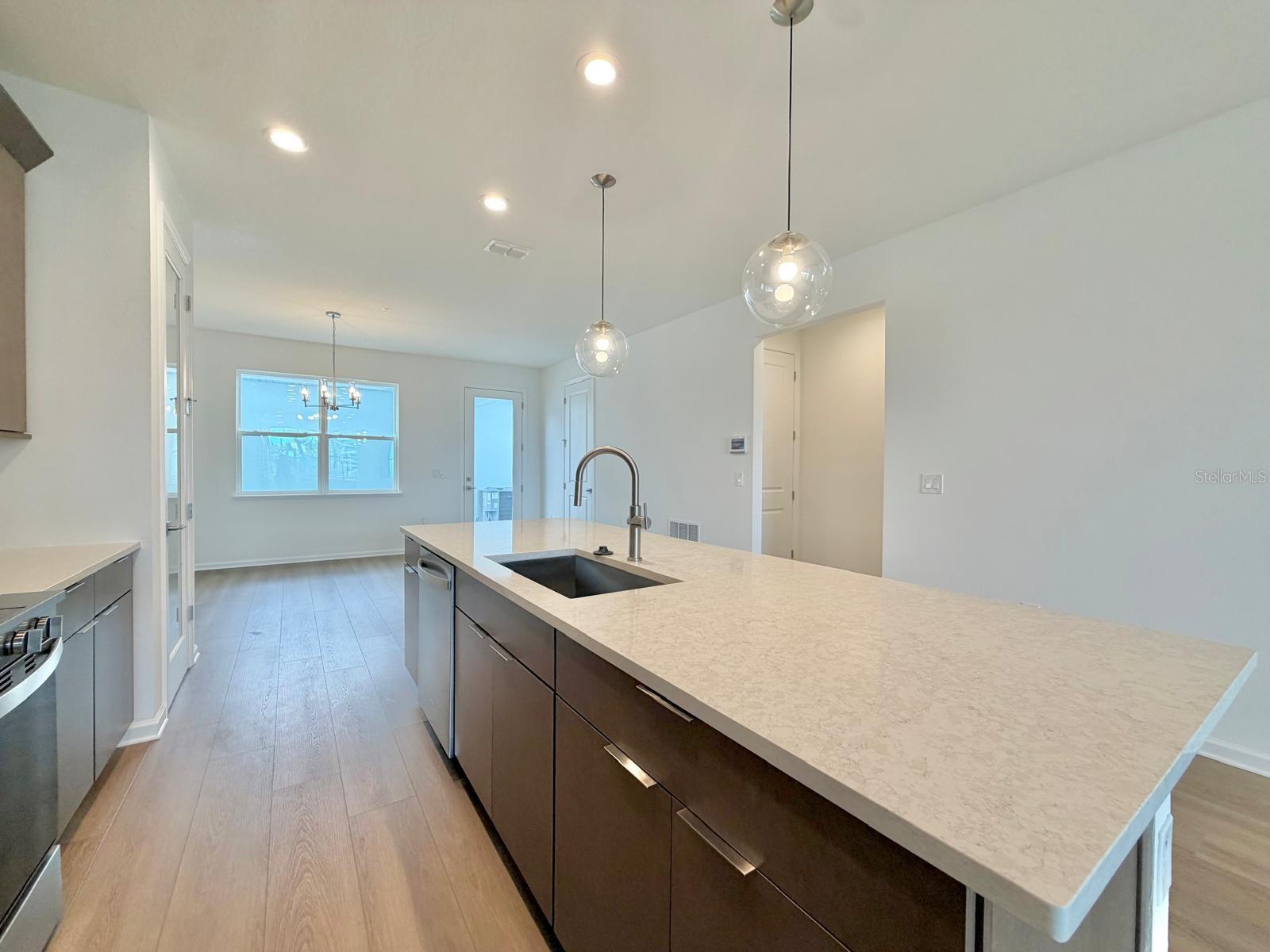 Image 9 of 34 For 1887 Pinecliff Drive