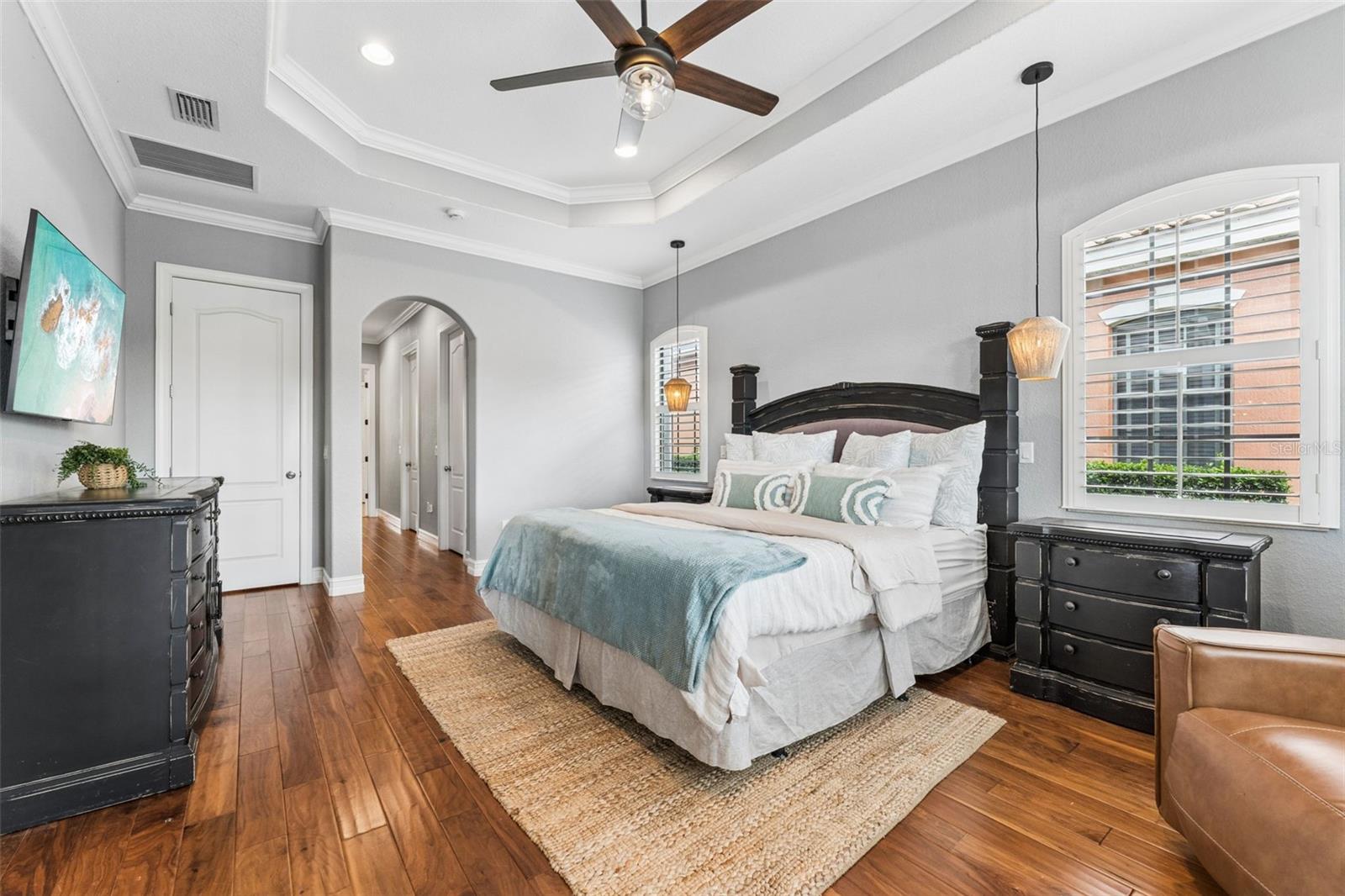 Listing photo id 30 for 9845 Hatton Circle