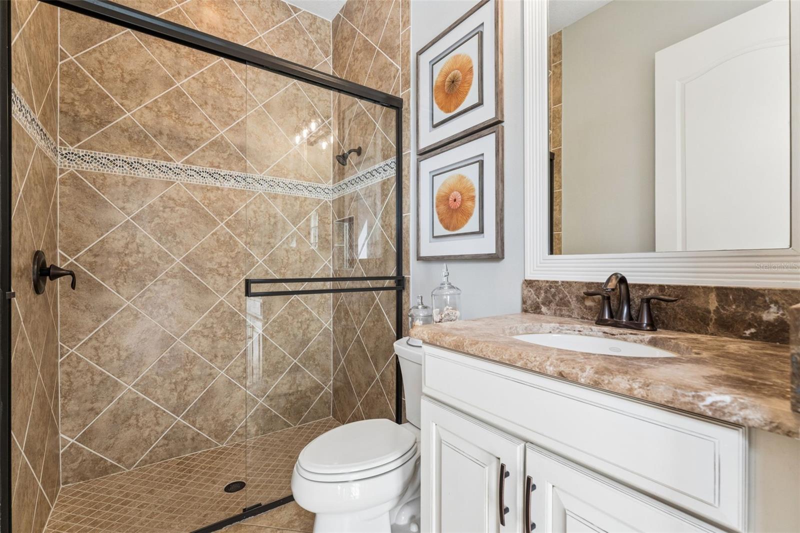 Listing photo id 40 for 9845 Hatton Circle