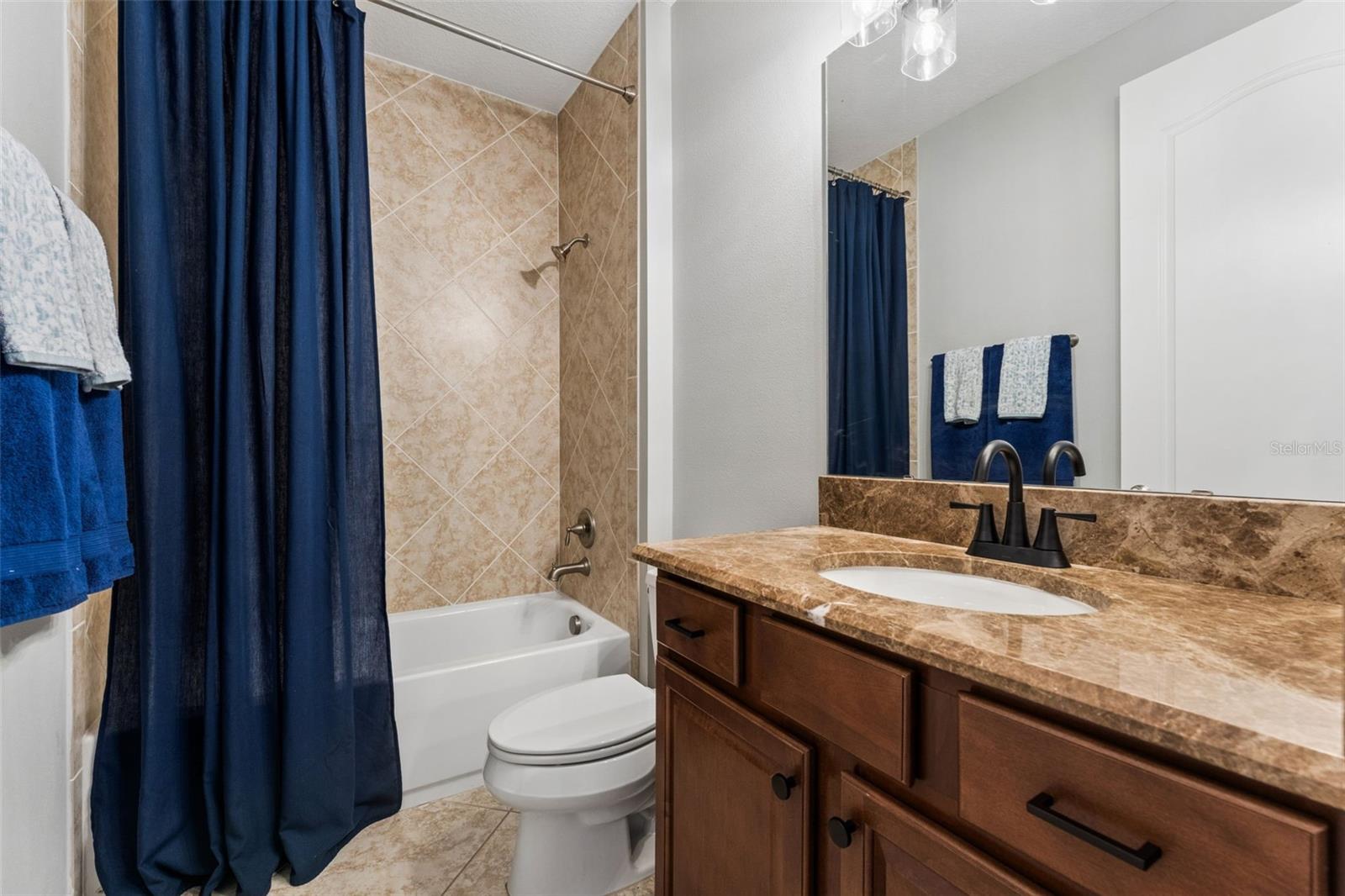 Listing photo id 42 for 9845 Hatton Circle