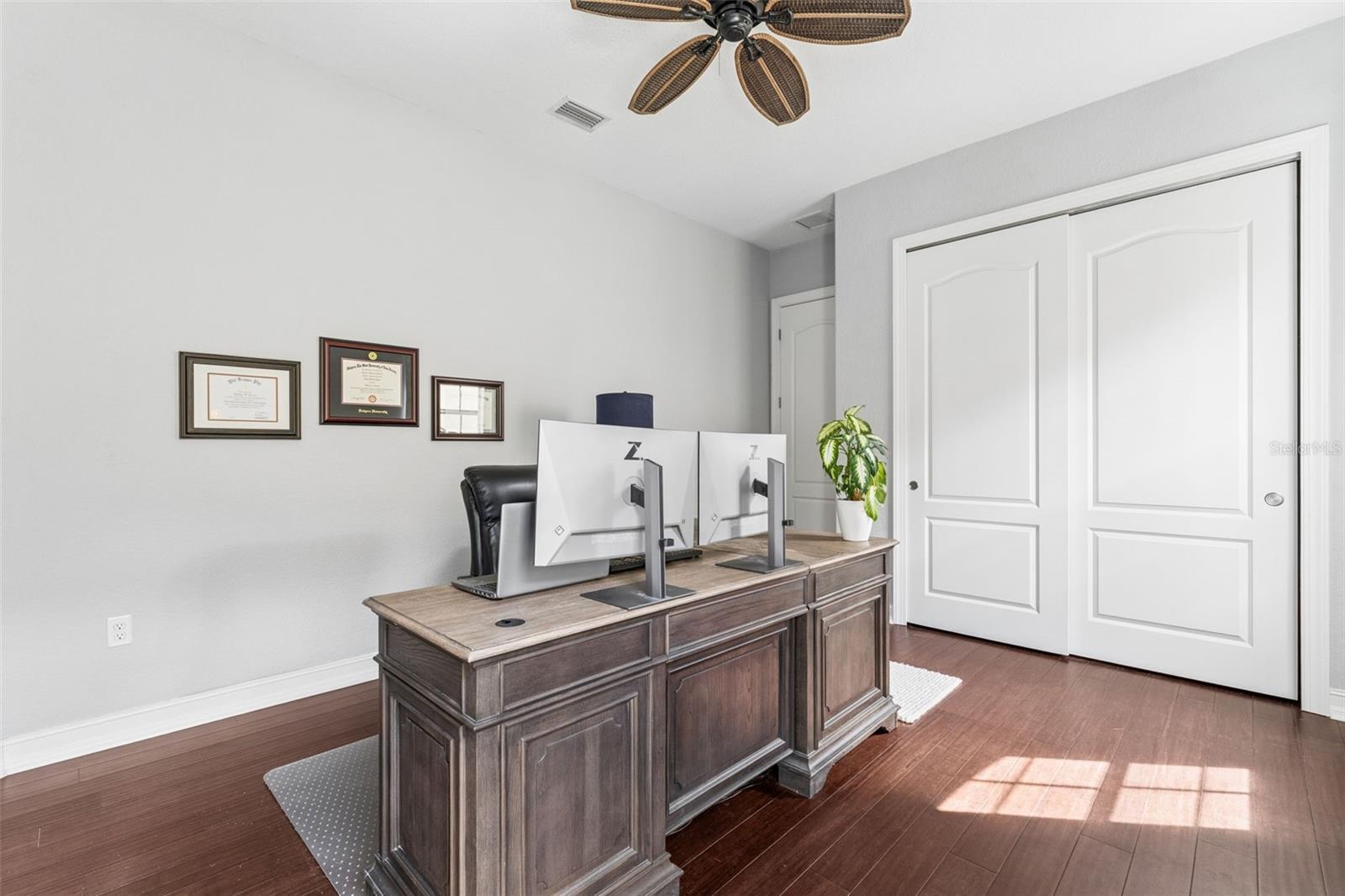 Listing photo id 44 for 9845 Hatton Circle