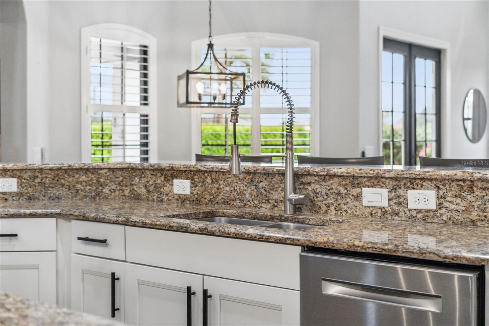 Listing photo id 50 for 9845 Hatton Circle