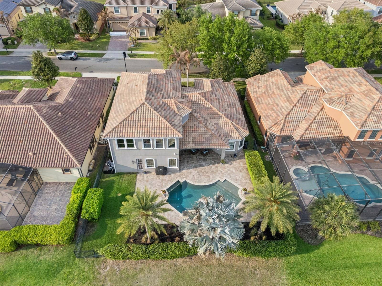 Listing photo id 68 for 9845 Hatton Circle