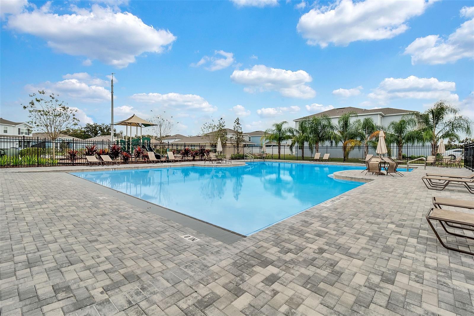 Listing photo id 84 for 9845 Hatton Circle