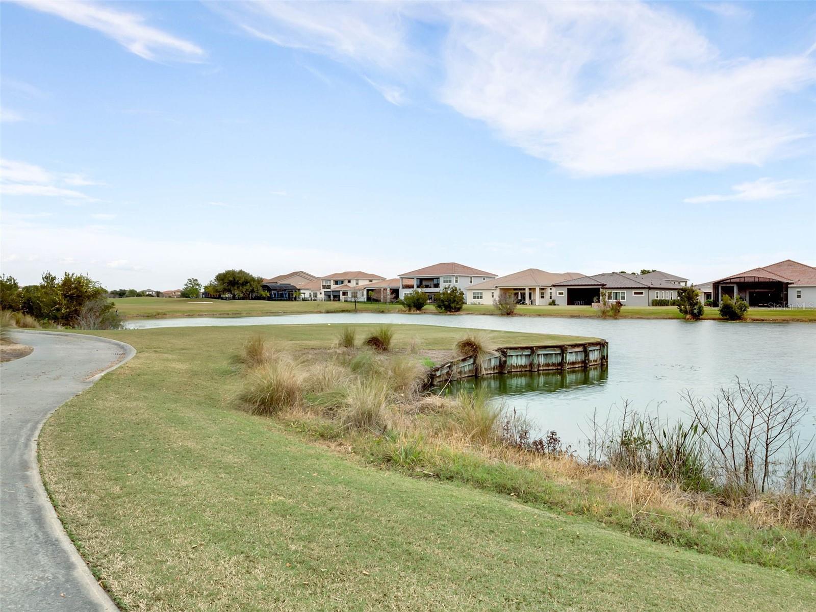 Listing photo id 89 for 9845 Hatton Circle