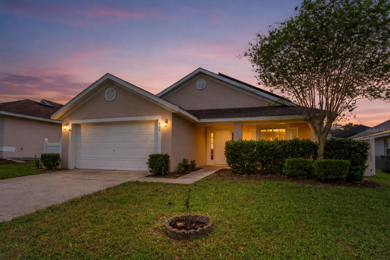 Details for 425 Pine Cone Drive, DAVENPORT, FL 33897
