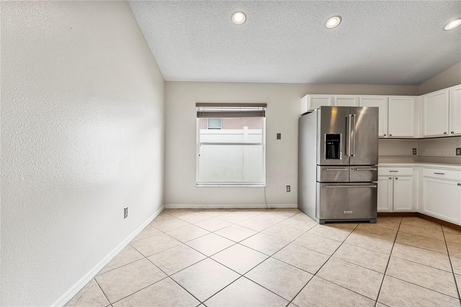 Image 11 of 44 For 425 Pine Cone Drive