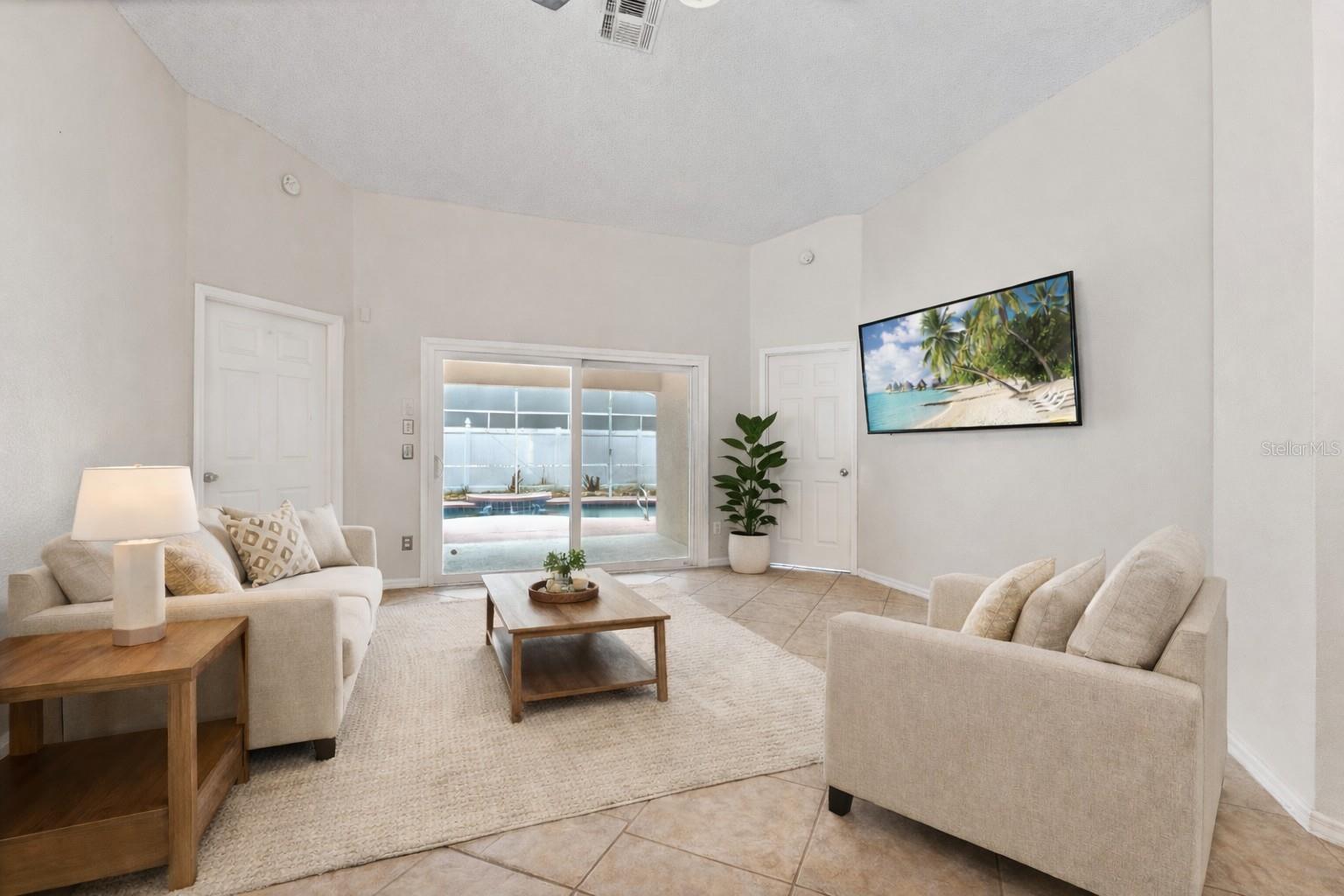 Image 16 of 44 For 425 Pine Cone Drive