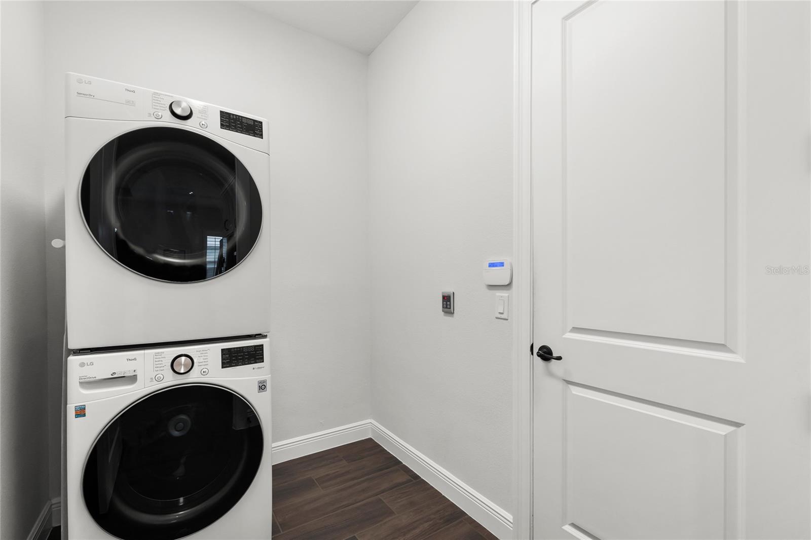 Image 28 of 70 For 15828 Shorebird Lane