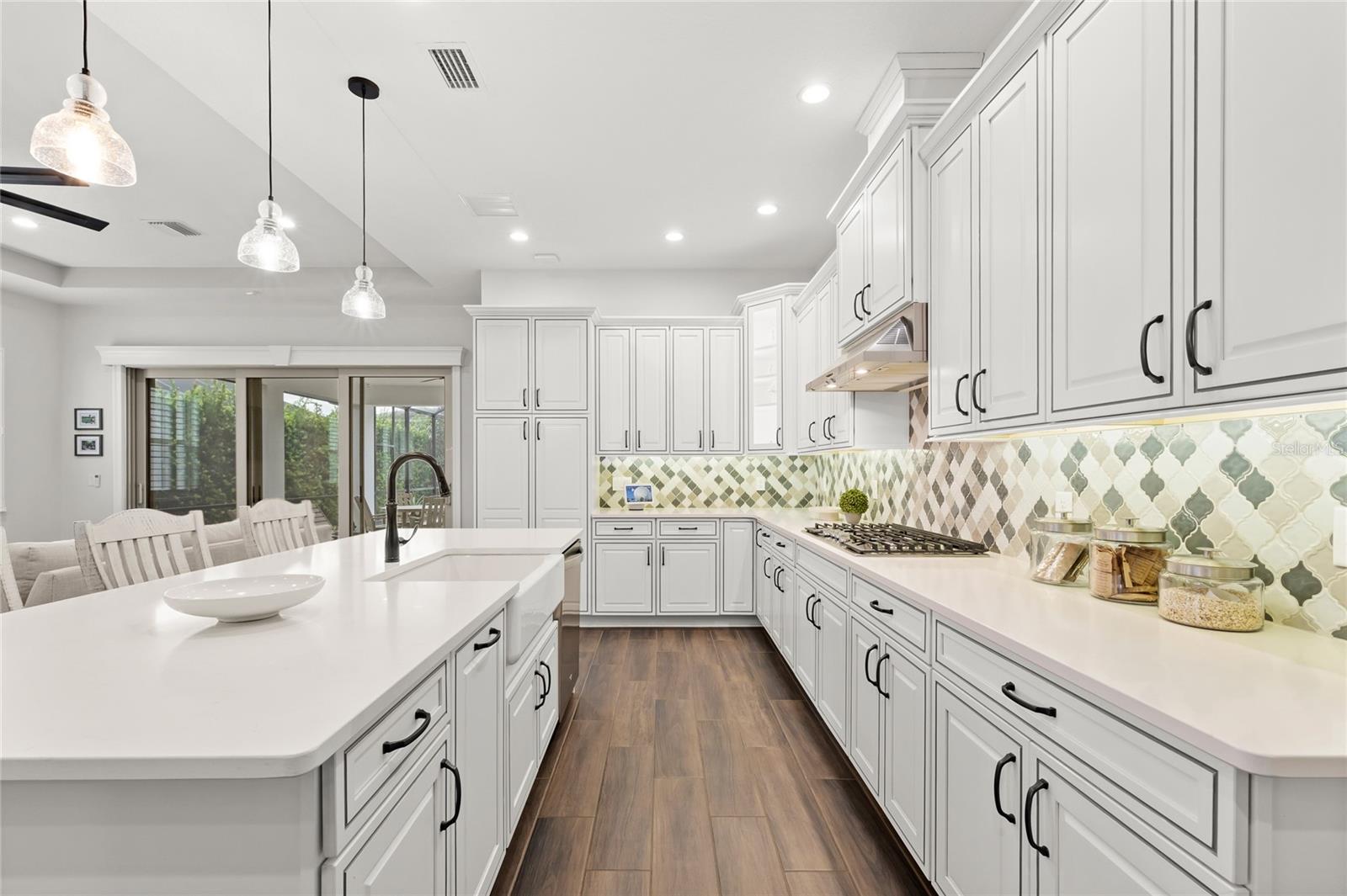 Image 3 of 70 For 15828 Shorebird Lane