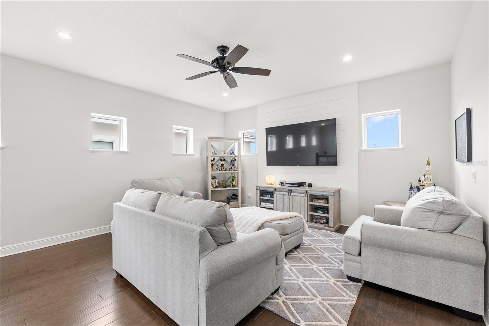 Image 31 of 70 For 15828 Shorebird Lane