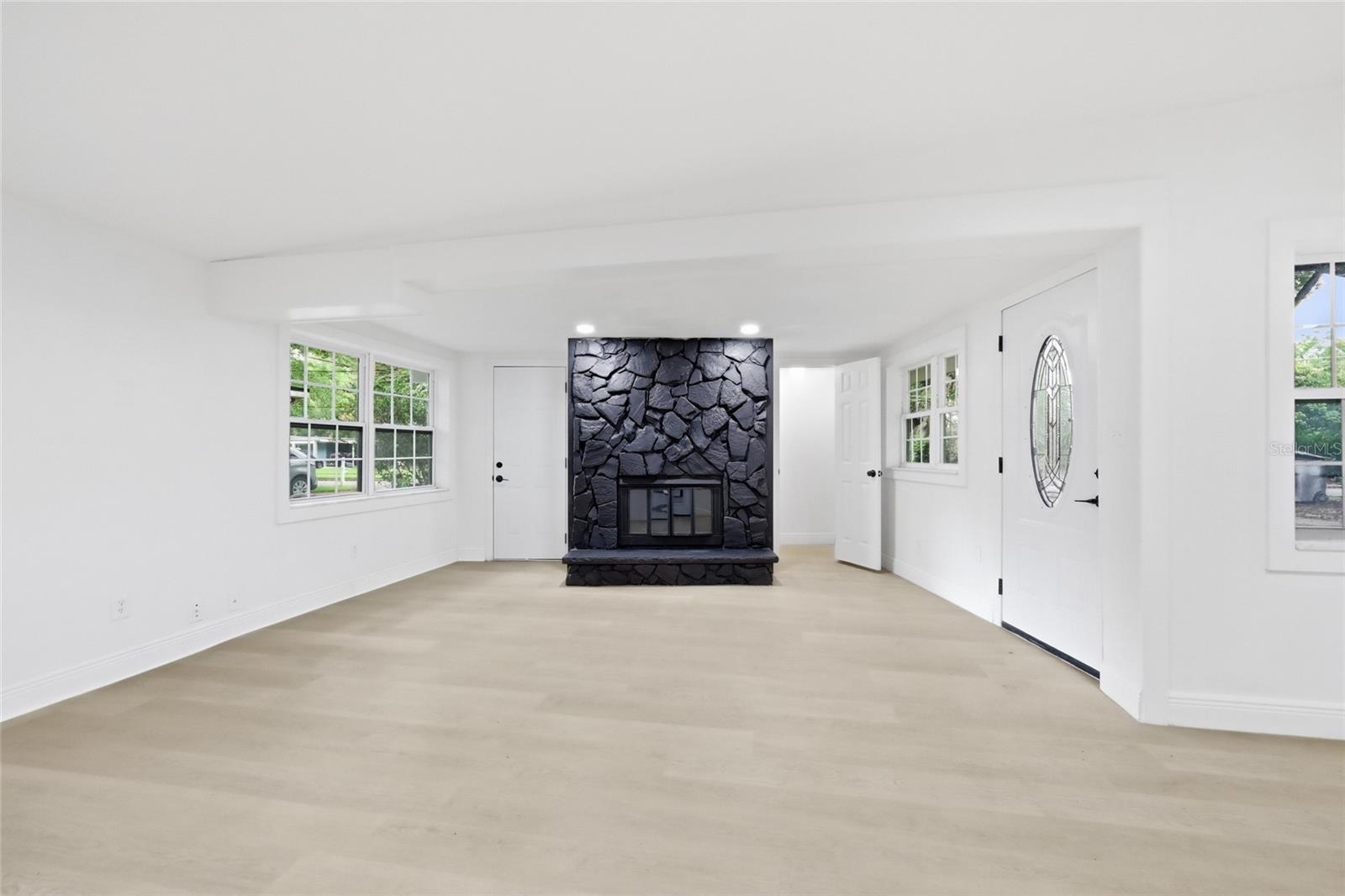 Image 7 of 34 For 2817 Touraine Avenue