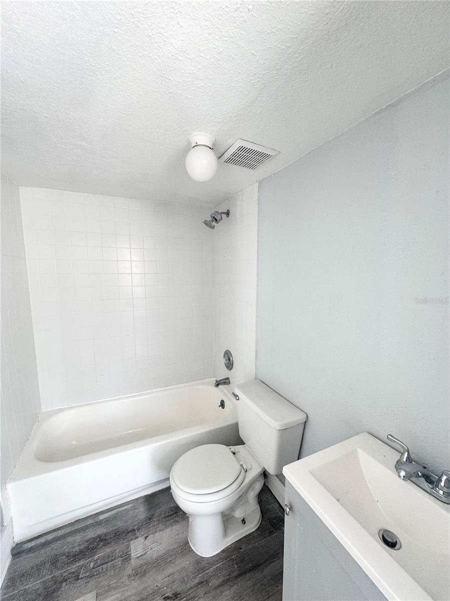 Image 16 of 16 For 704 Cordova Drive 1