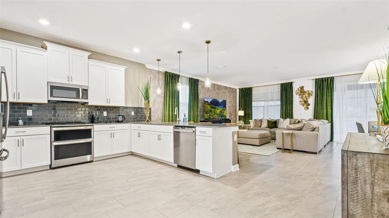 Image 7 of 30 For 2993 Protagonist Street