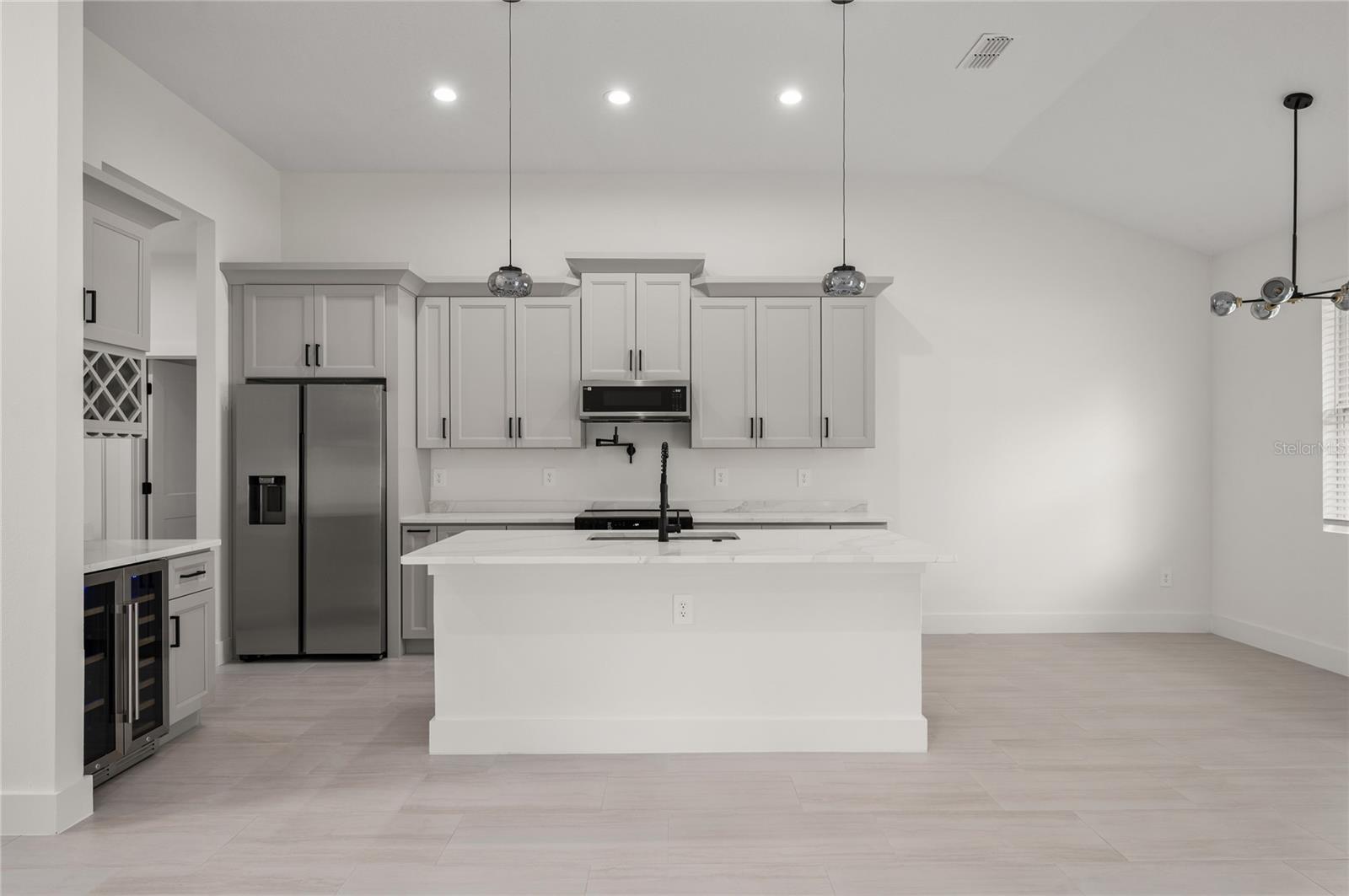 Image 10 of 39 For 146 Coronado Road