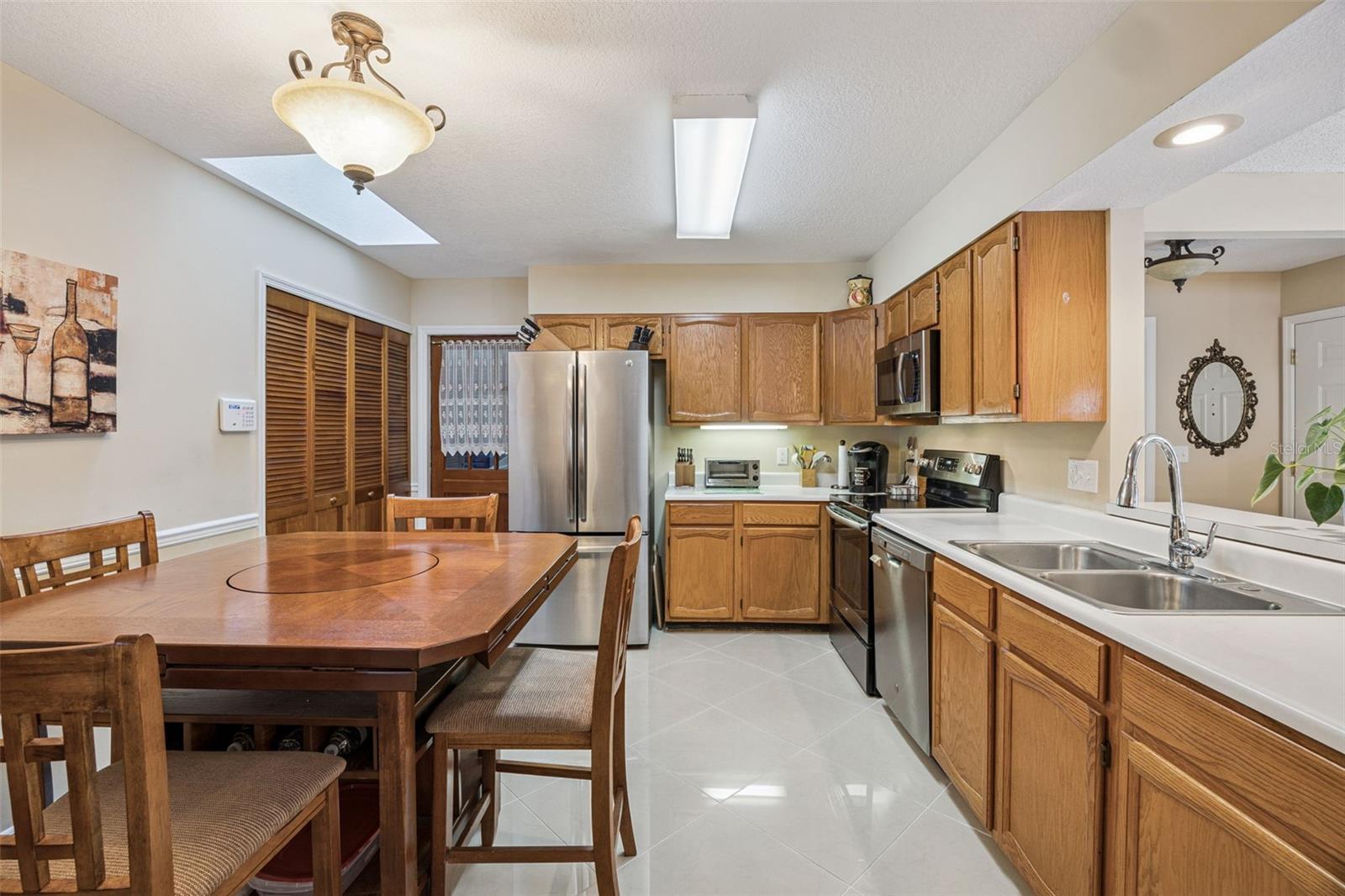 Image 14 of 44 For 2713 Eastern Parkway