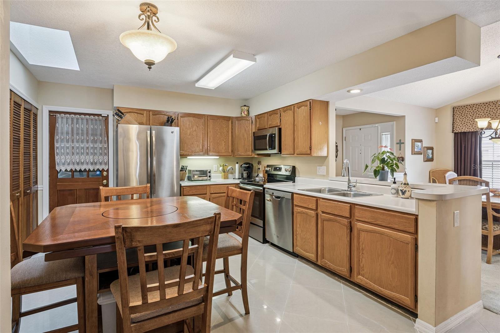 Image 16 of 44 For 2713 Eastern Parkway