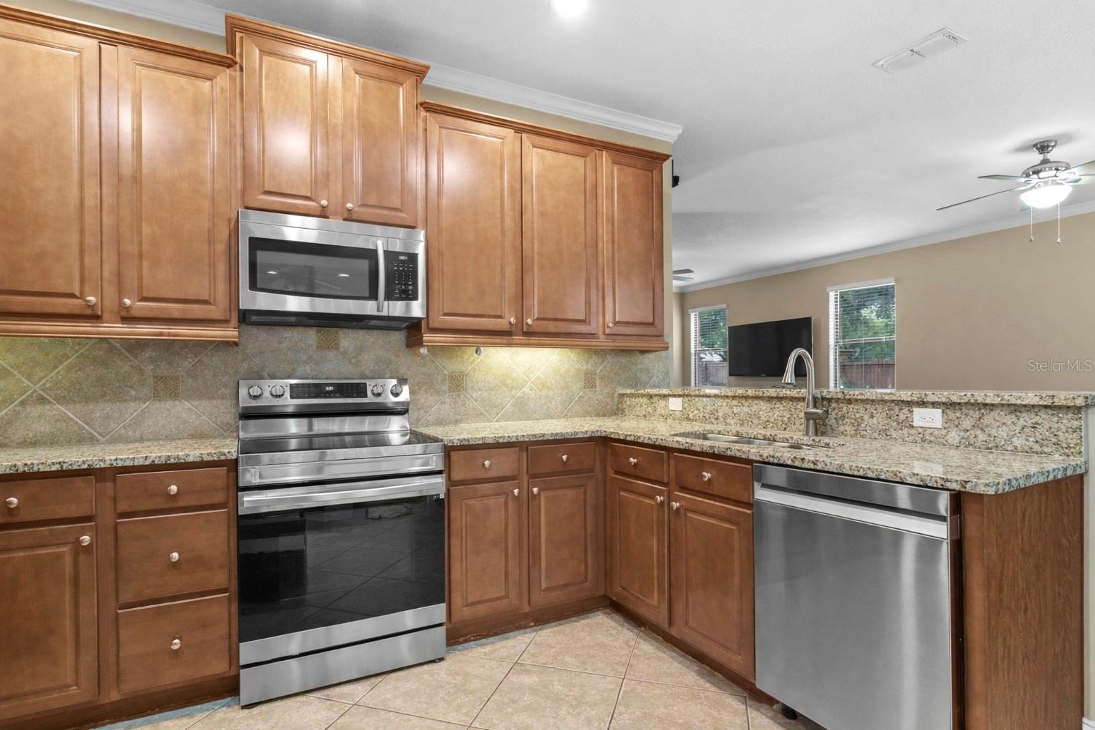 Image 12 of 37 For 1772 Leather Fern Drive