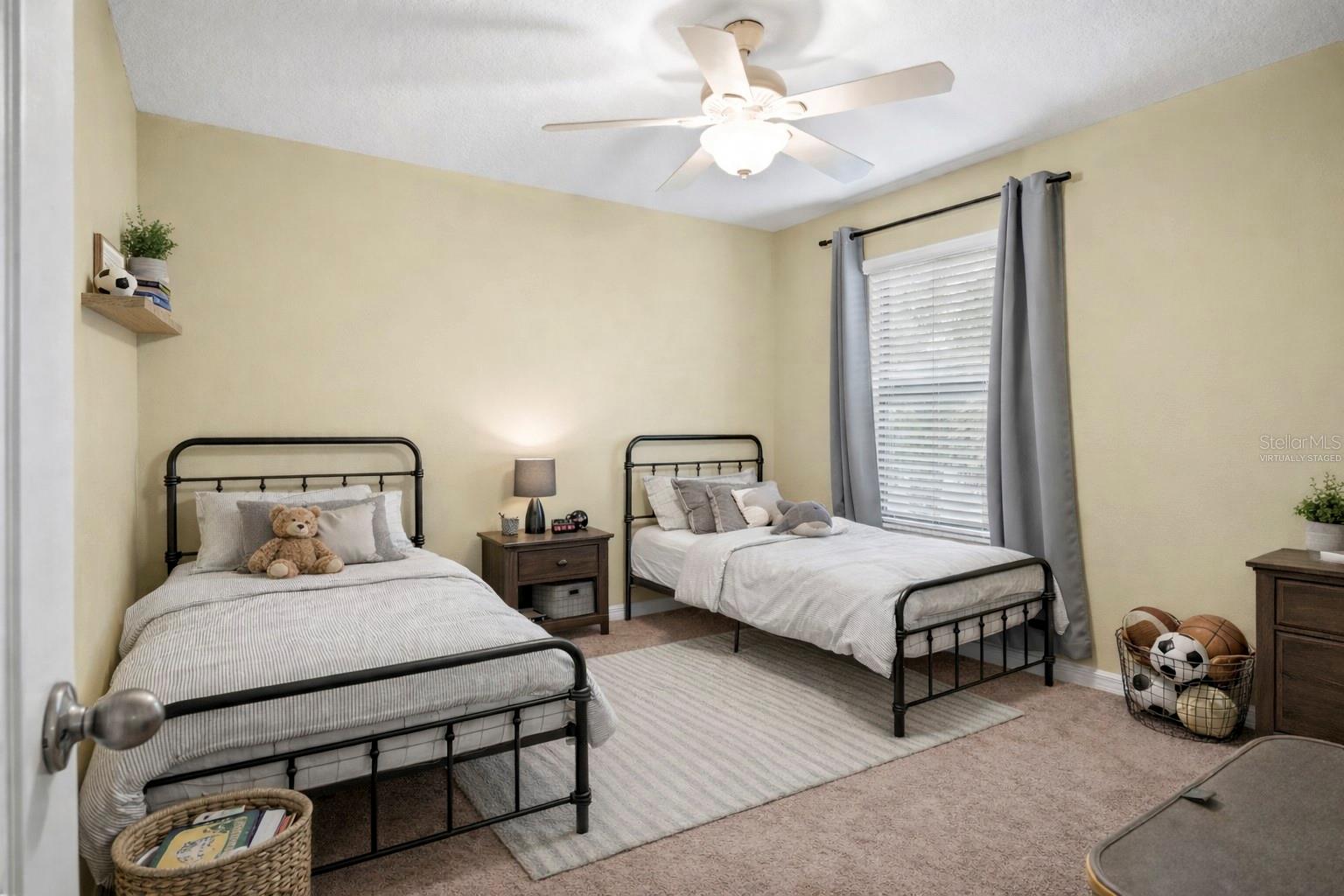 Image 19 of 37 For 1772 Leather Fern Drive