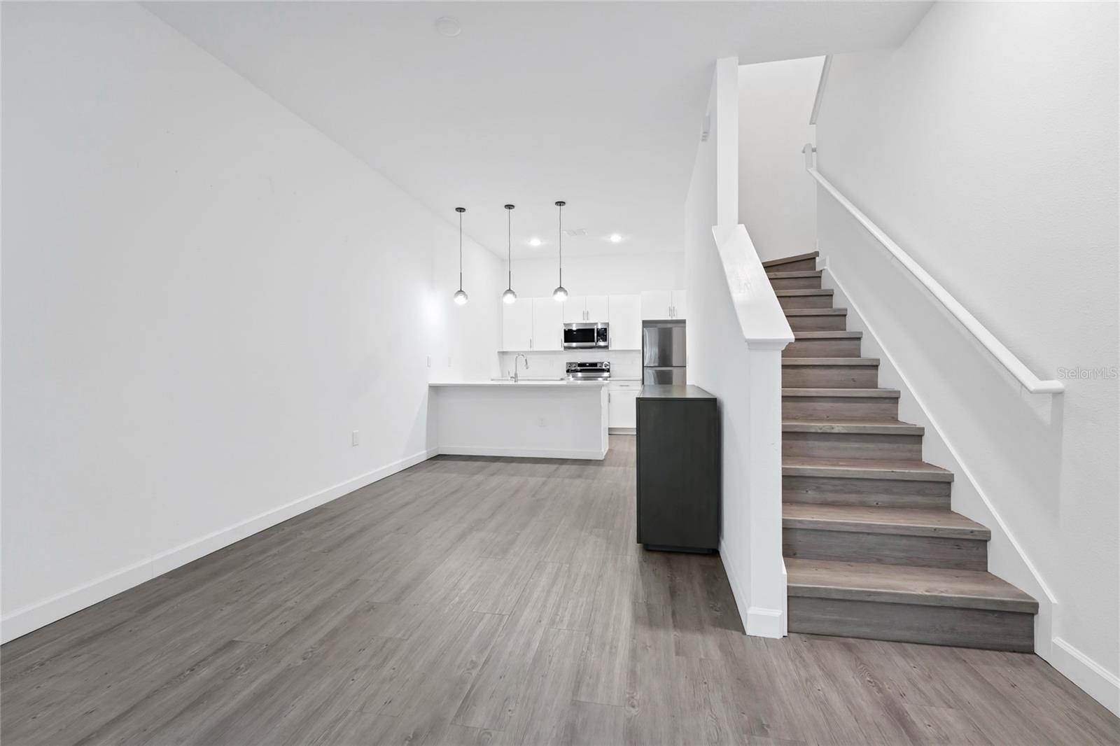 Image 10 of 47 For 485 Famagusta Drive