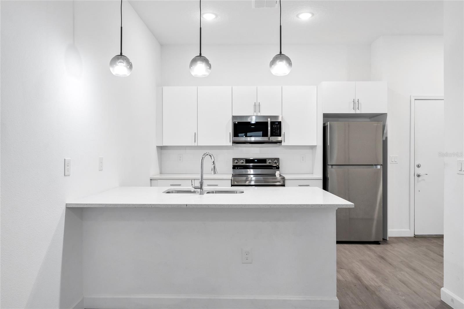 Image 2 of 47 For 485 Famagusta Drive