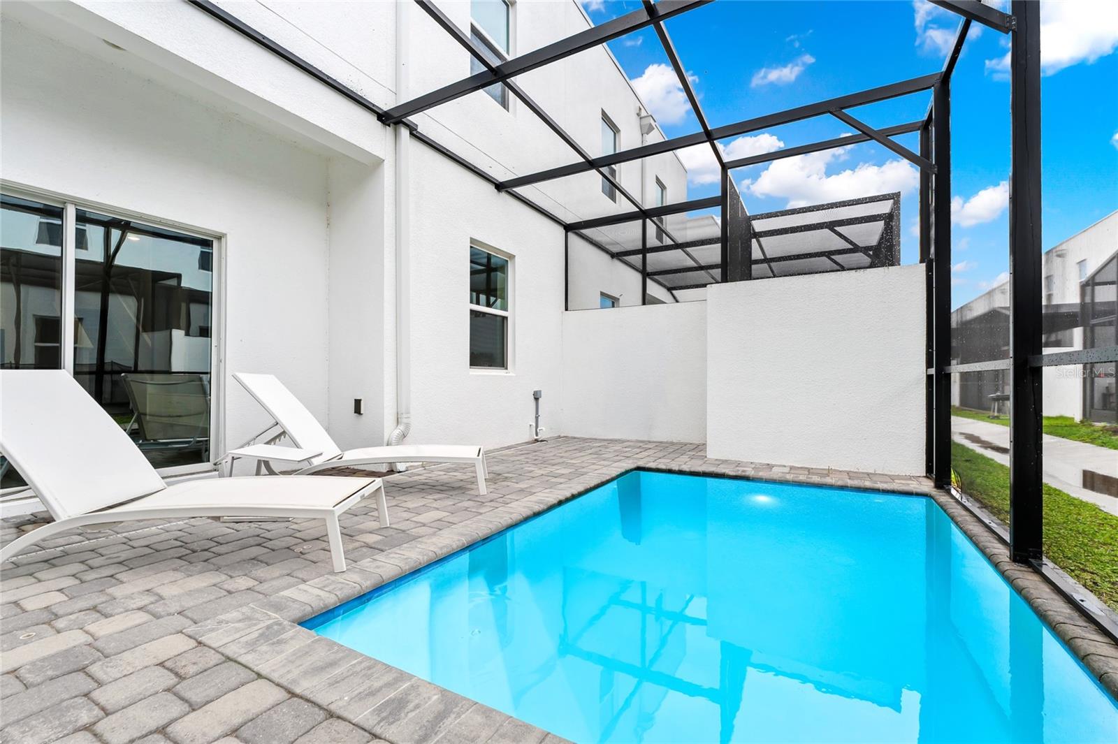 Image 31 of 47 For 485 Famagusta Drive