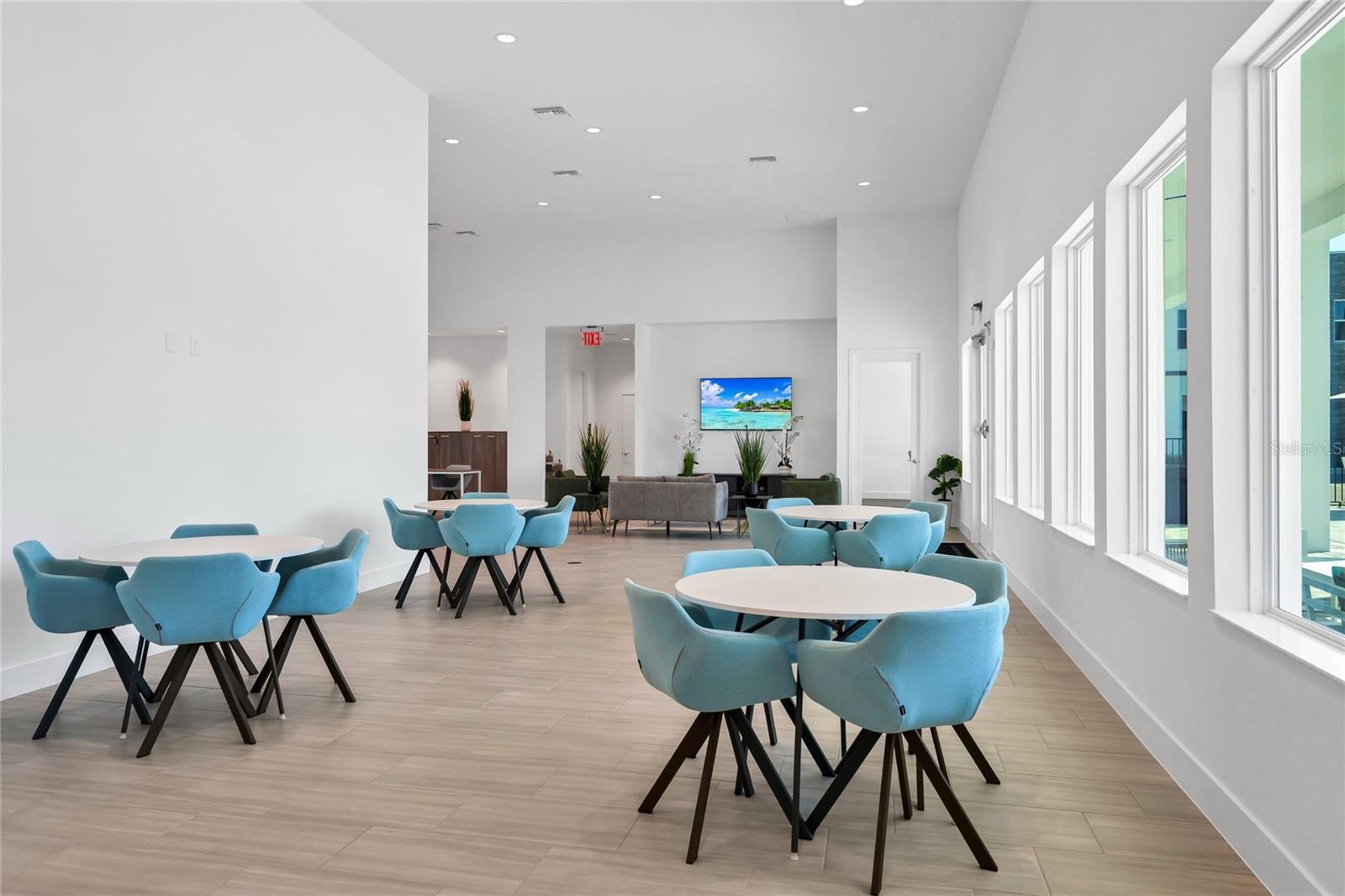 Image 35 of 47 For 485 Famagusta Drive