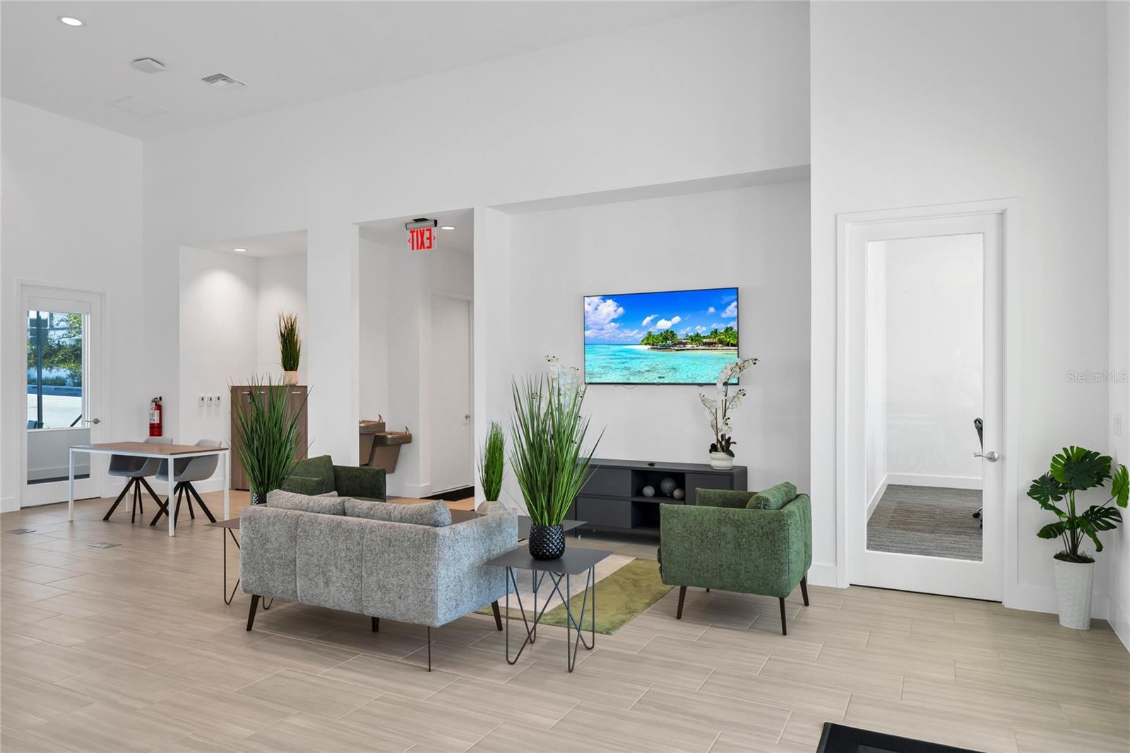 Image 37 of 47 For 485 Famagusta Drive