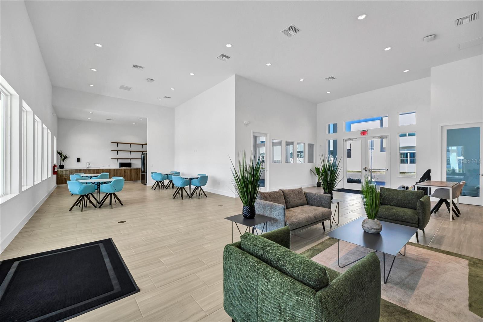 Image 39 of 47 For 485 Famagusta Drive