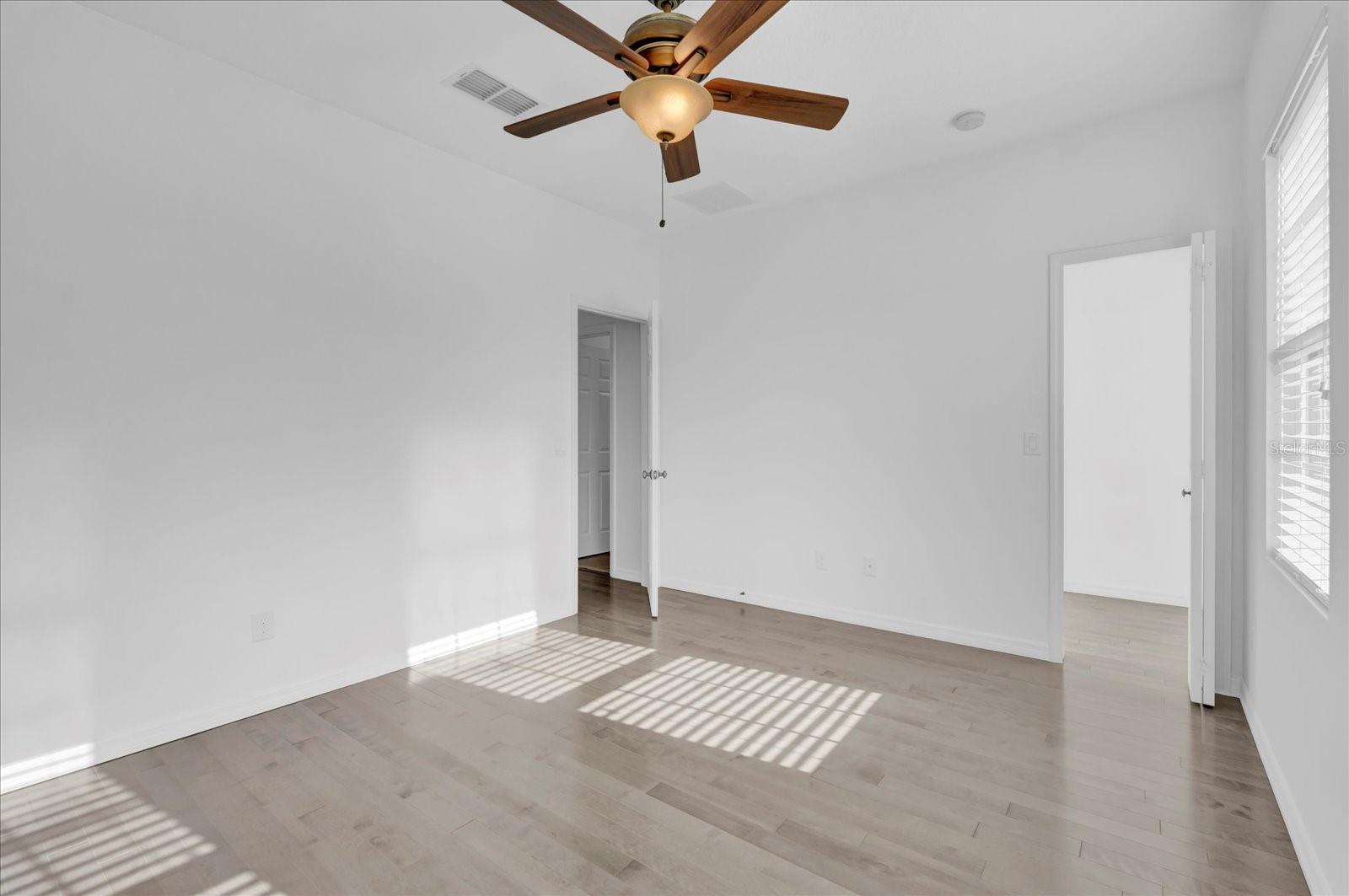 Image 18 of 26 For 9084 Shepton Street