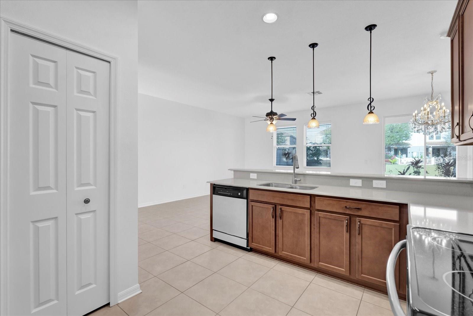 Image 5 of 26 For 9084 Shepton Street