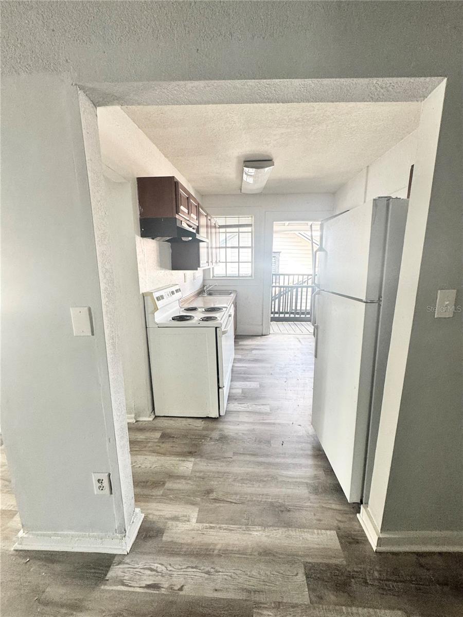 Image 5 of 19 For 704 Cordova Drive 7