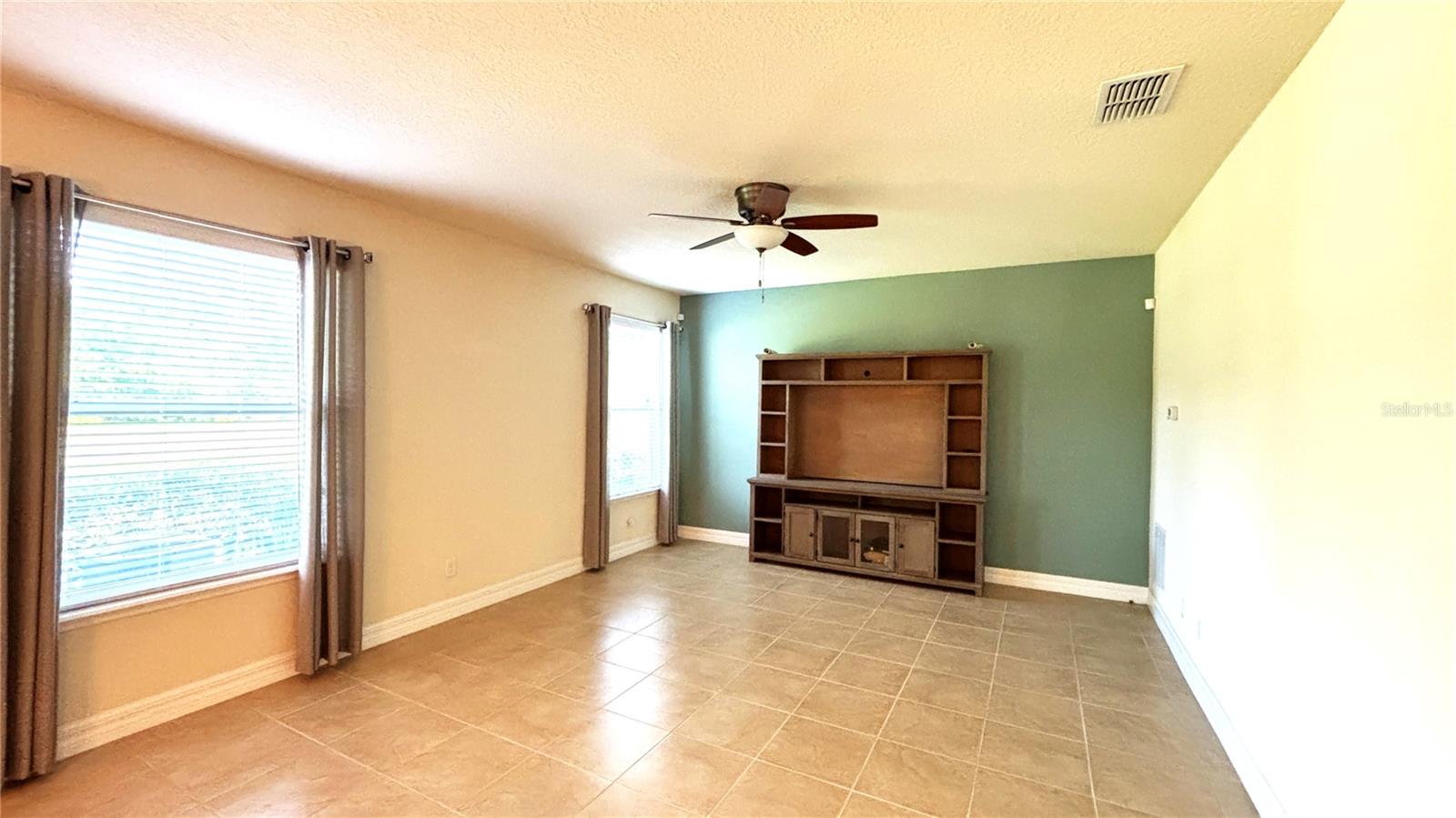 Image 12 of 45 For 5217 Dove Tree Street