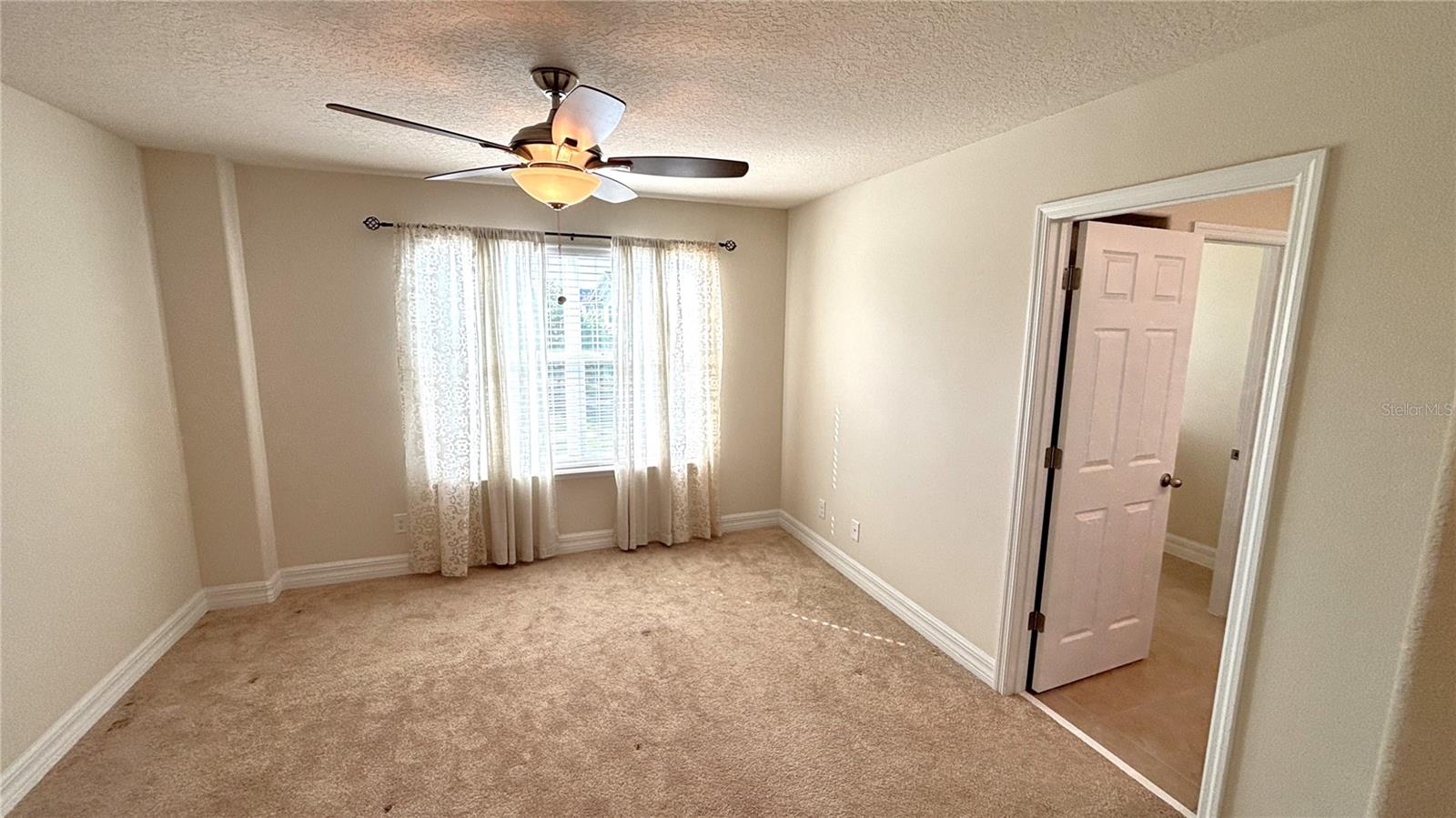 Image 19 of 45 For 5217 Dove Tree Street