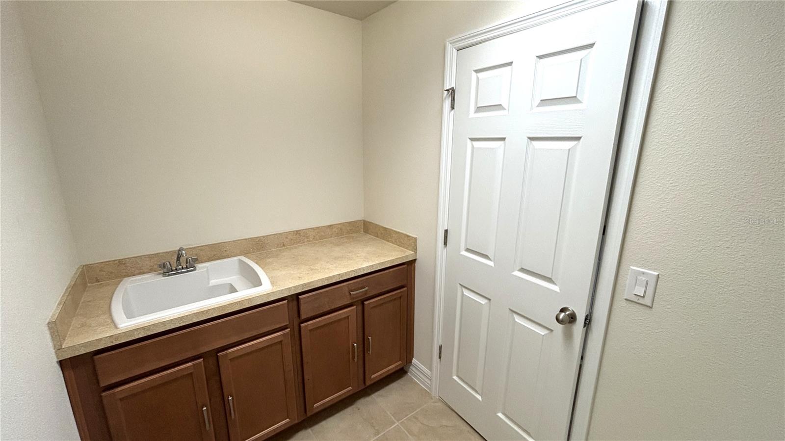 Image 35 of 45 For 5217 Dove Tree Street