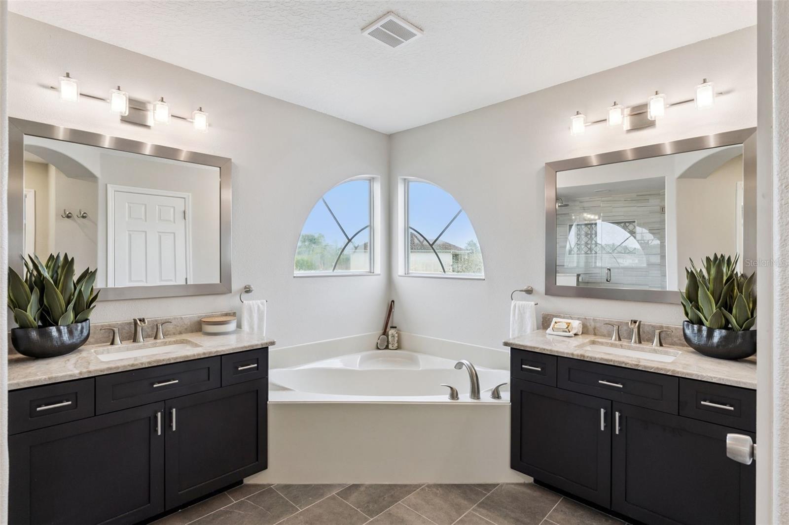 Image 34 of 69 For 1620 Techwood Court