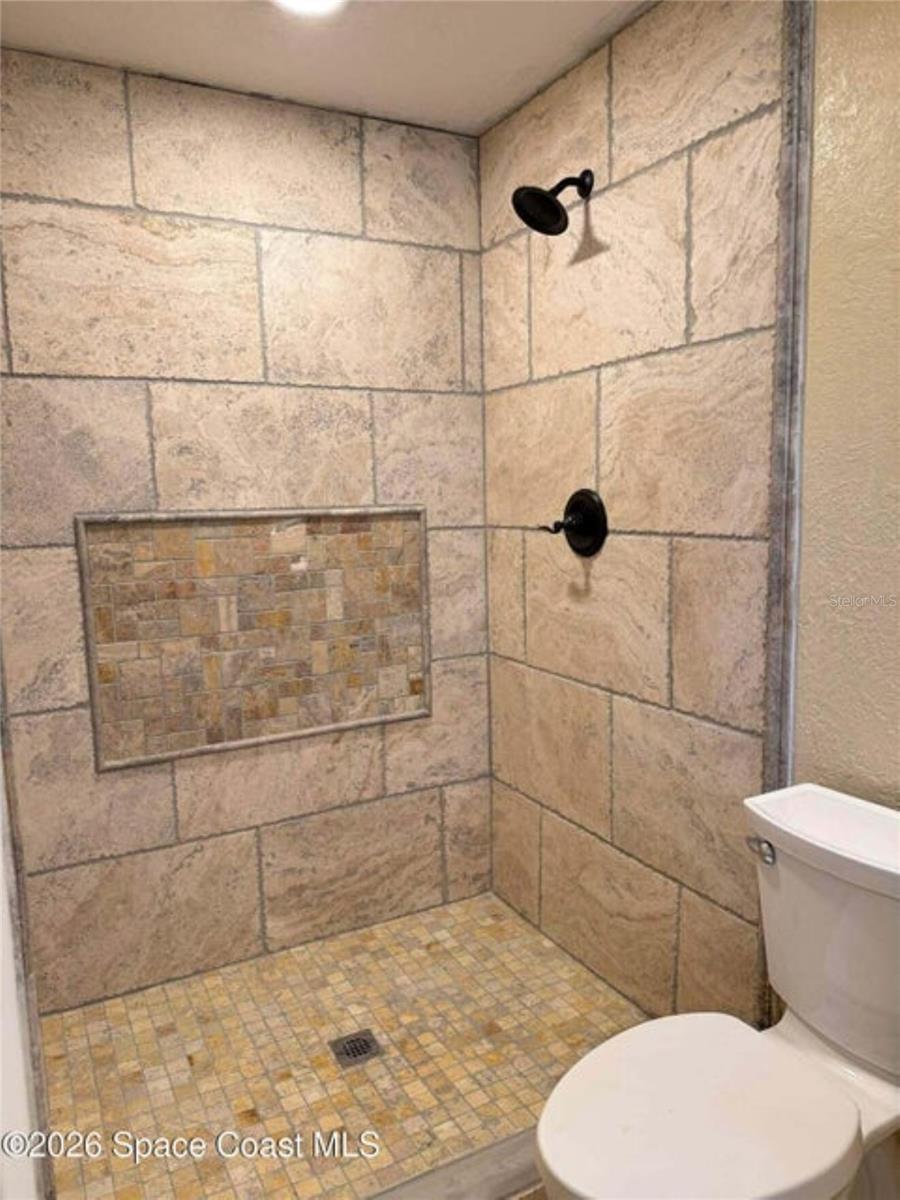 Image 10 of 19 For 3870 Valley Lane