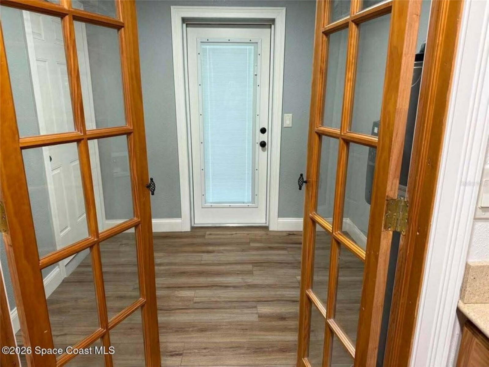 Image 12 of 19 For 3870 Valley Lane