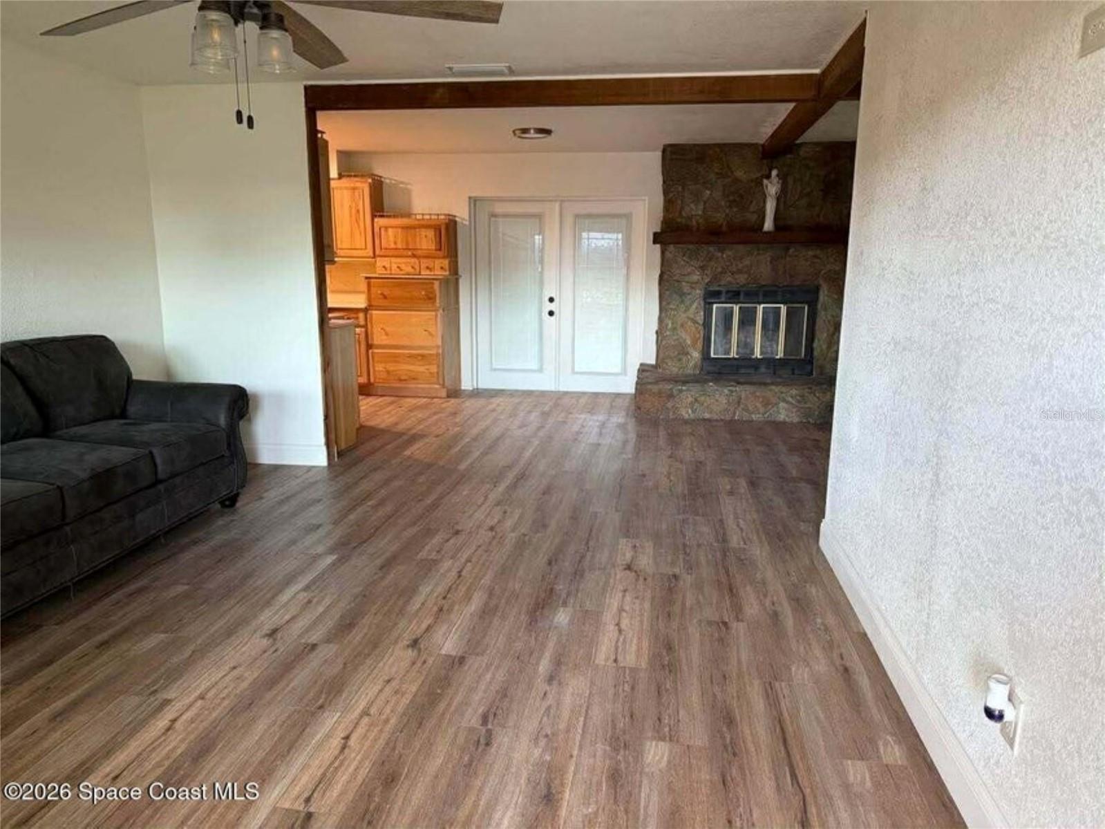 Image 3 of 19 For 3870 Valley Lane