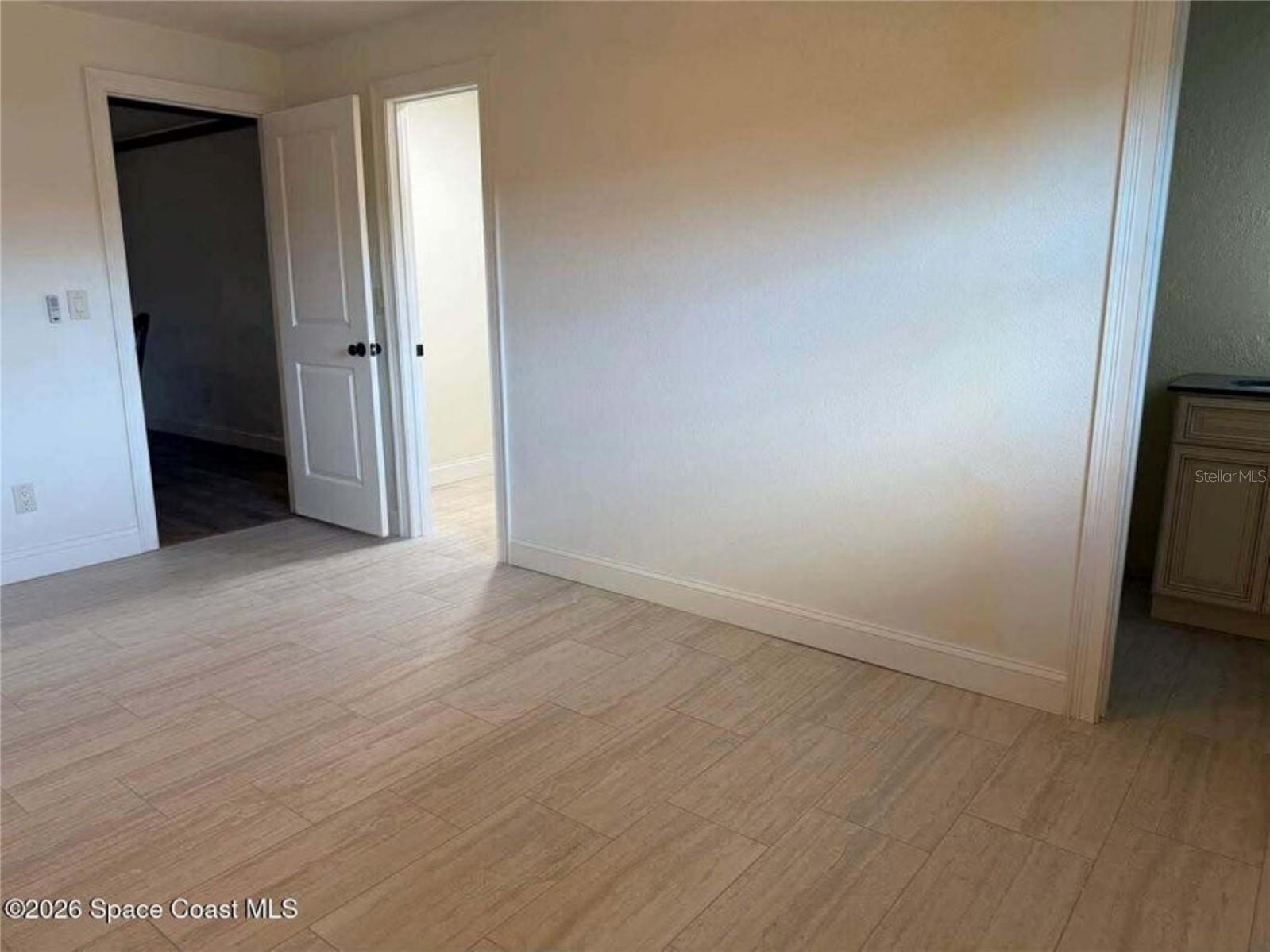 Image 7 of 19 For 3870 Valley Lane