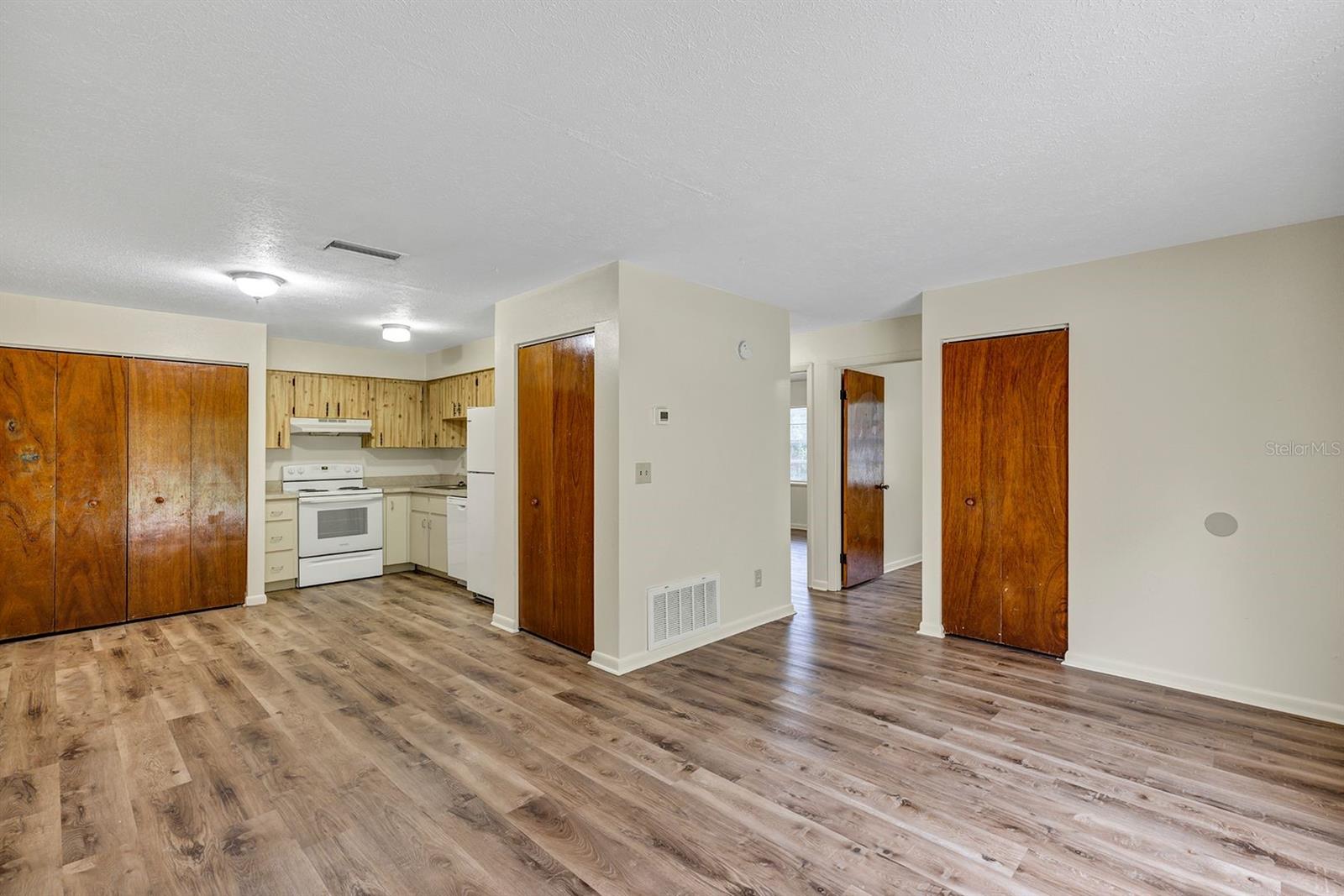 Image 2 of 13 For 3800 17th Court B