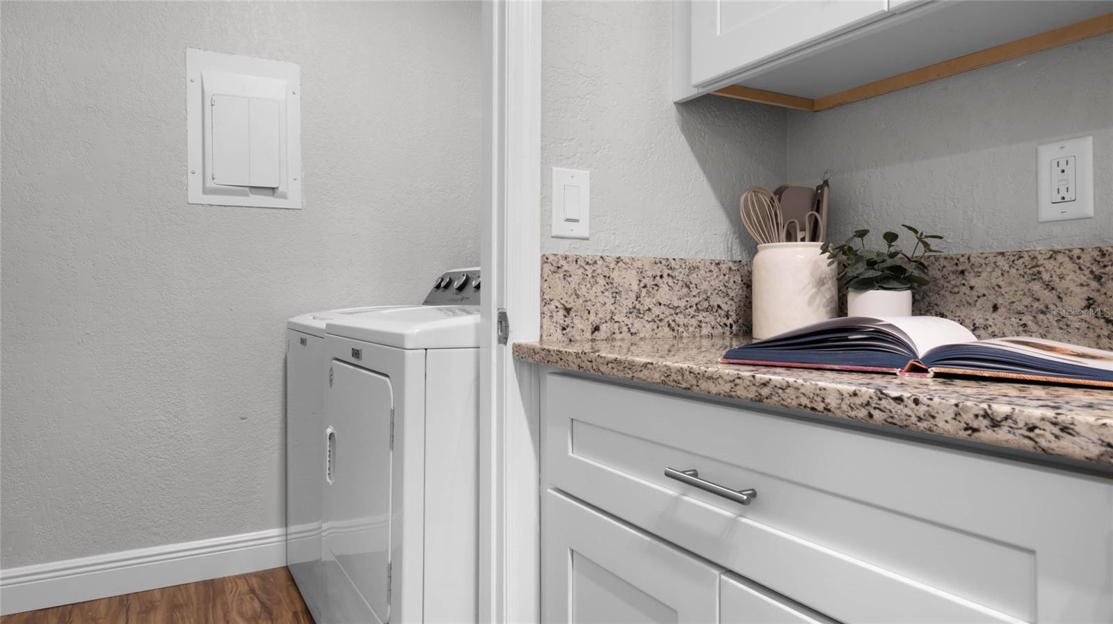 Image 20 of 27 For 524 Sun Valley Village 105