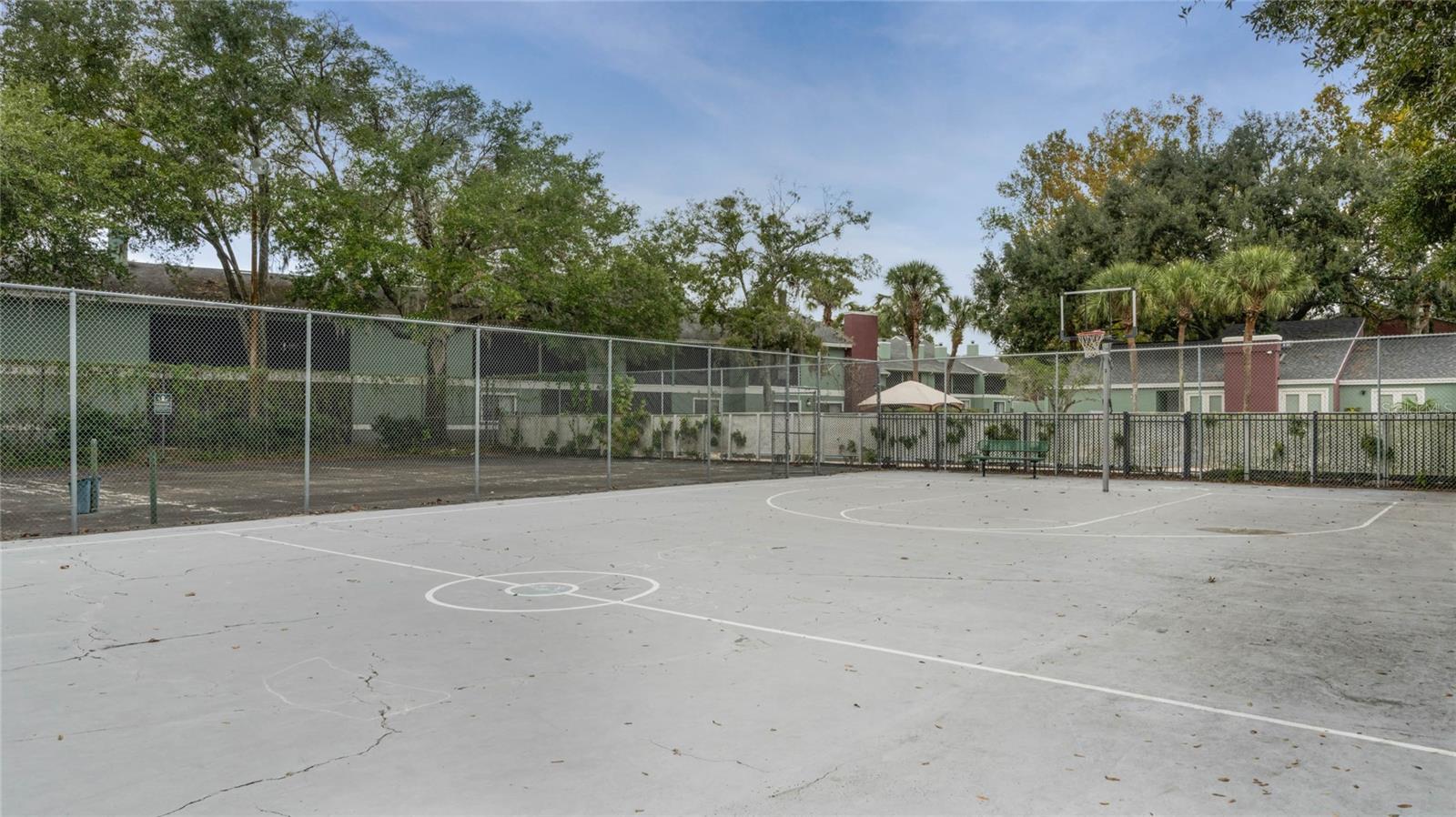 Image 26 of 27 For 524 Sun Valley Village 105